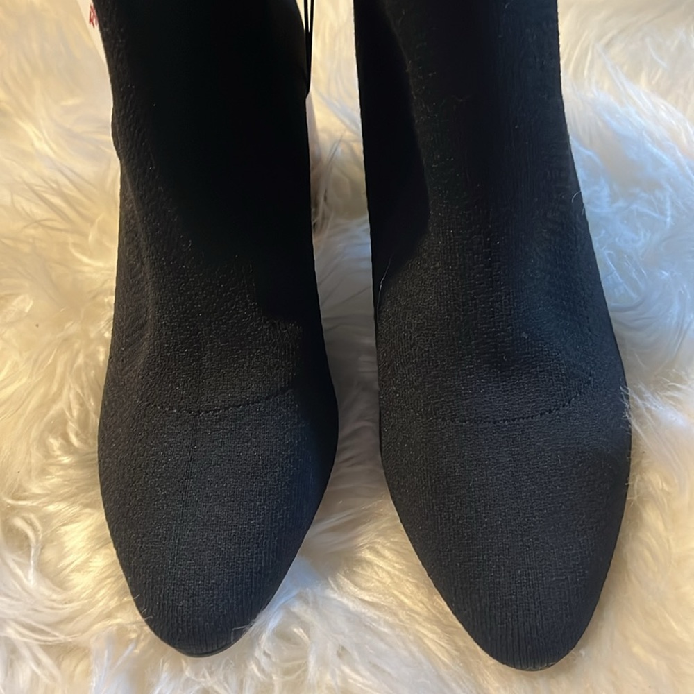 BCBGeneration black booties - Picture 5 of 7